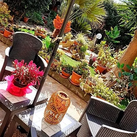 فندق مبيت وإفطار Giomar Sardegna Nord Ovest 3*